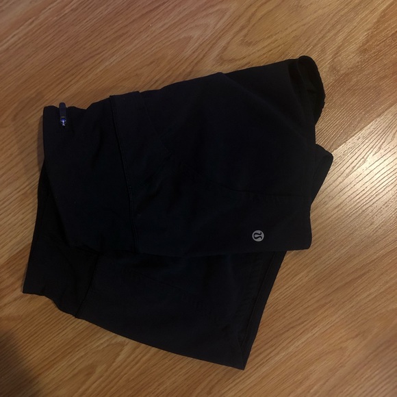 Lululemon shorts - Picture 3 of 3